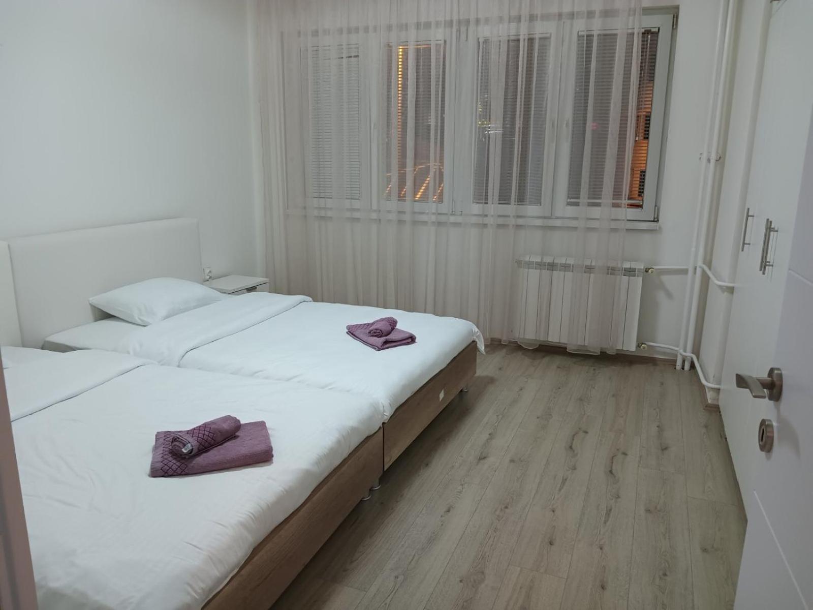 Premium Square Apartment Skopje Esterno foto