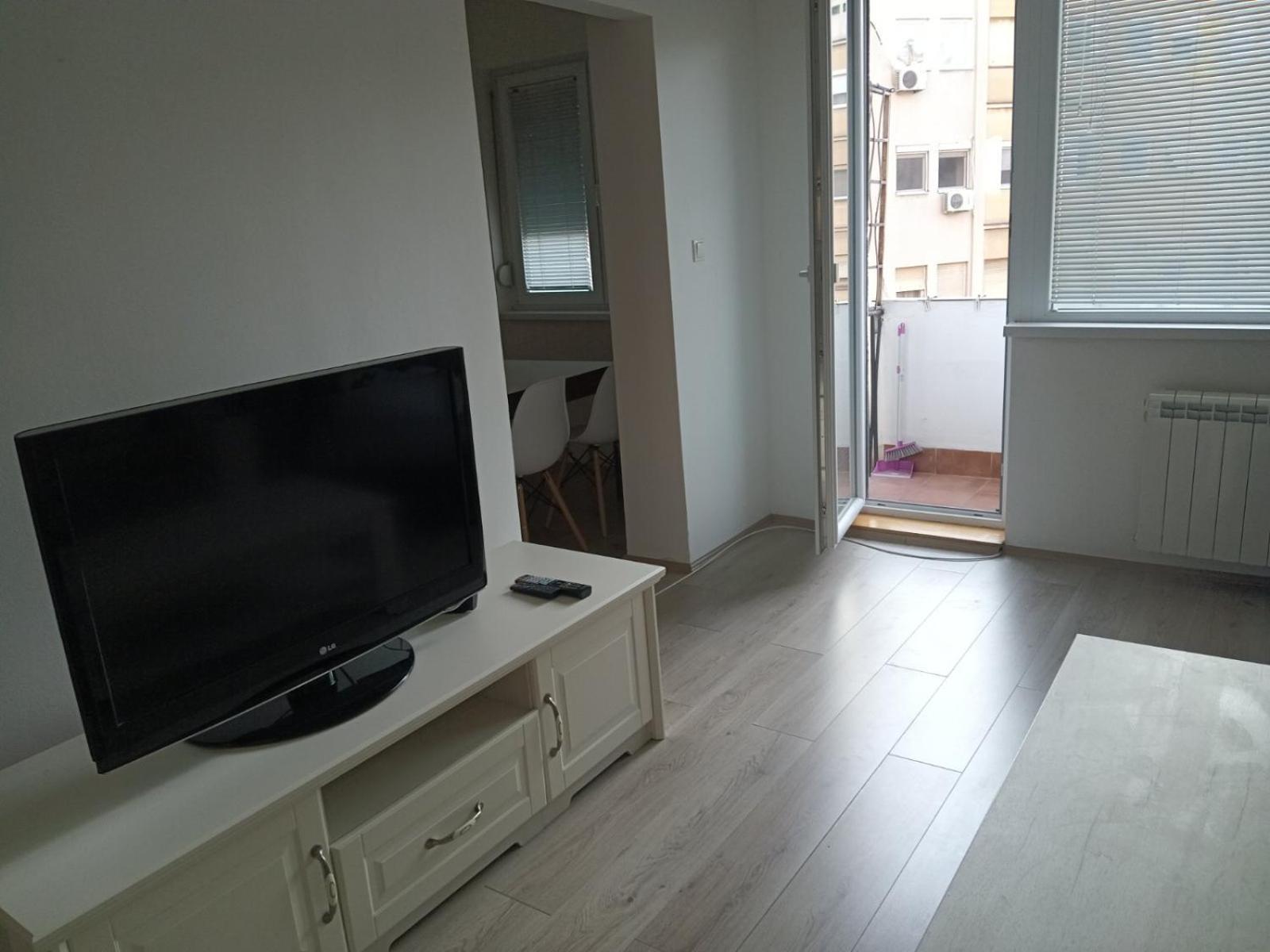 Premium Square Apartment Skopje Esterno foto